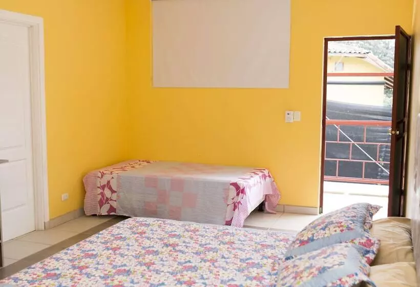 Aamiaismajoitus (B&B) Apartamento El Descanso