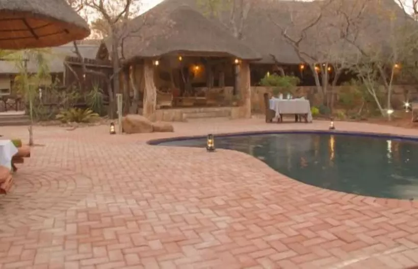 Hotelli Bateleur Tented Safari Lodge And Bush Spa