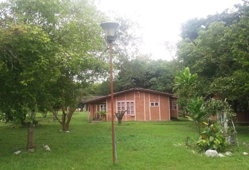 هتل Cabañas Mega