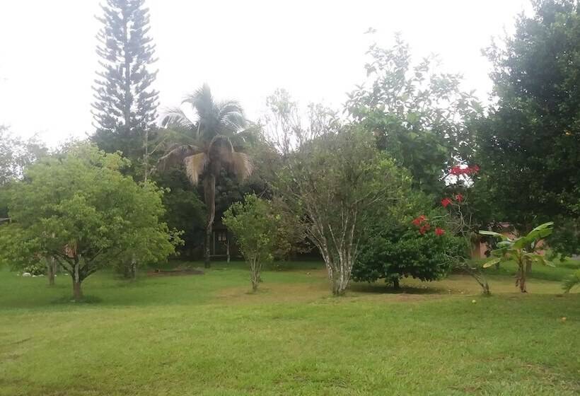 هتل Cabañas Mega