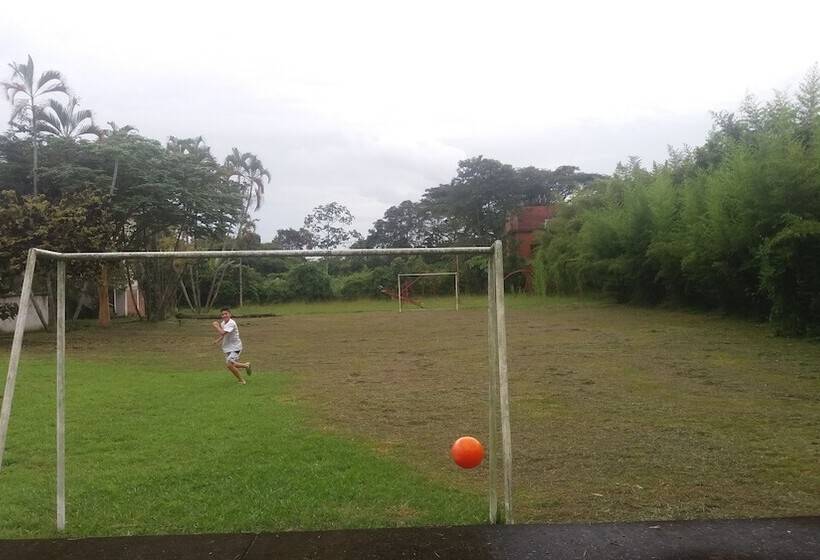 هتل Cabañas Mega