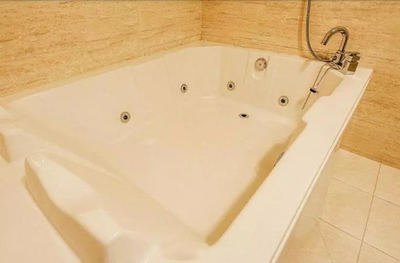 Hotelli Charlot Castle