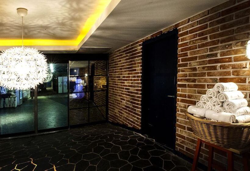 בית מלון כפרי Merci