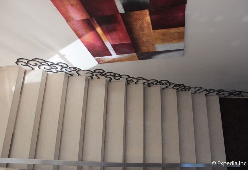 בית מלון כפרי Segara Suites