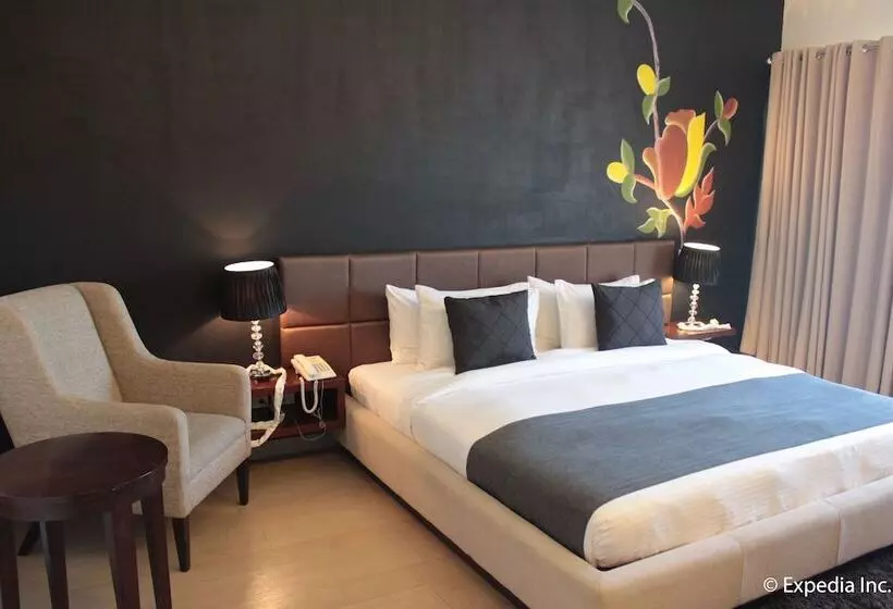 ホテル Segara Suites