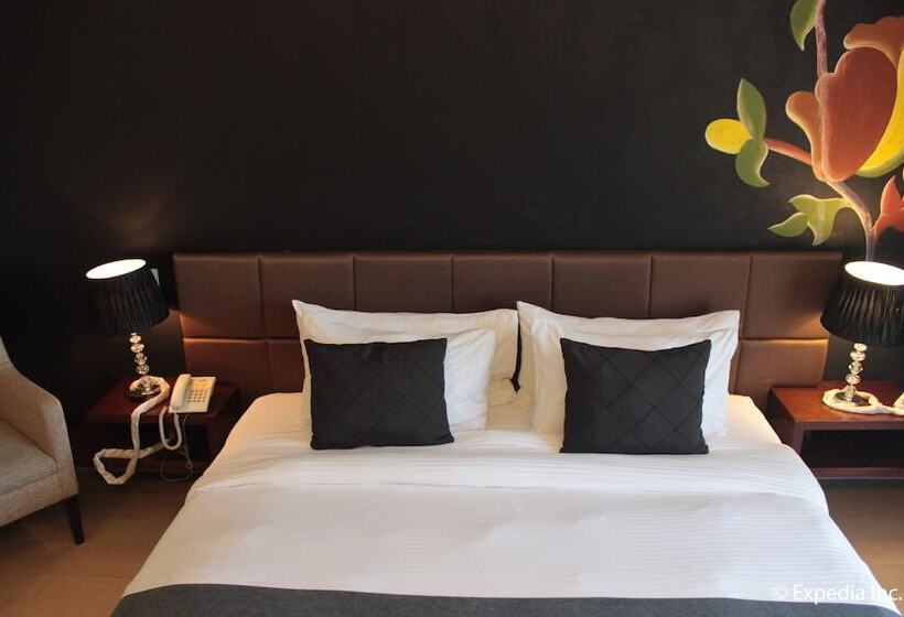 בית מלון כפרי Segara Suites