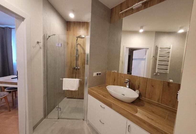 Old Town Residence Bis