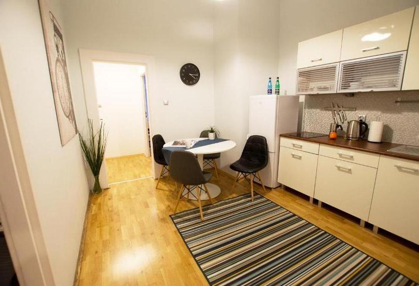 Old Town Residence Bis