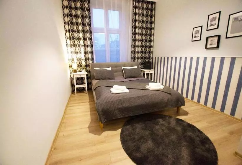 Old Town Residence Bis