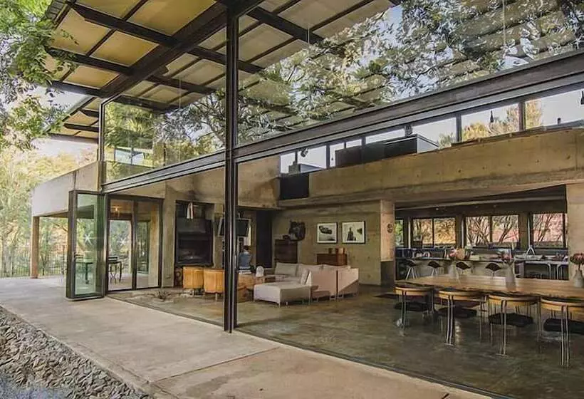 ペンション Celtis House