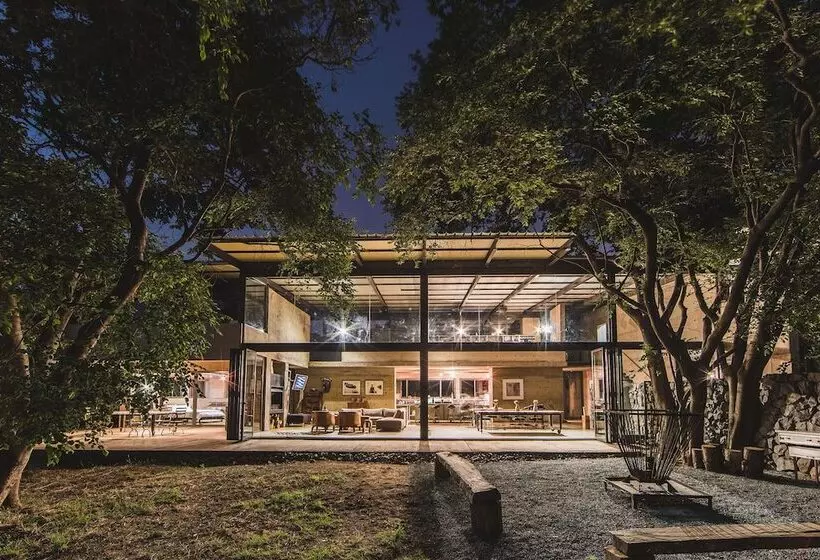 ペンション Celtis House