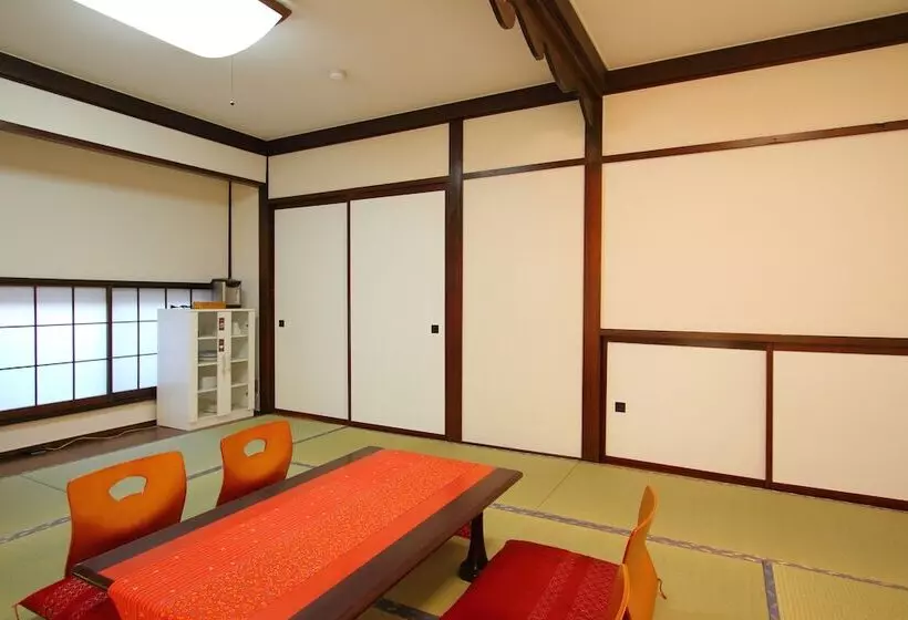 ペンション Guesthouse Fujinokura Kawaguchiko Ekimaeten