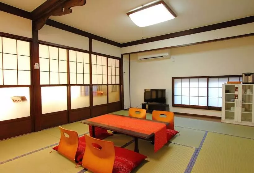 ペンション Guesthouse Fujinokura Kawaguchiko Ekimaeten