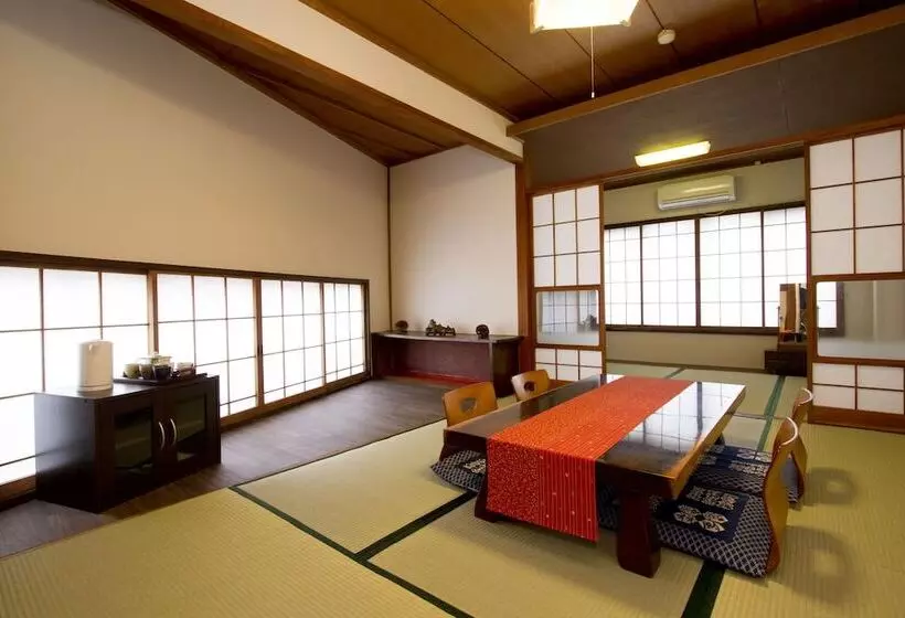 ペンション Guesthouse Fujinokura Kawaguchiko Ekimaeten