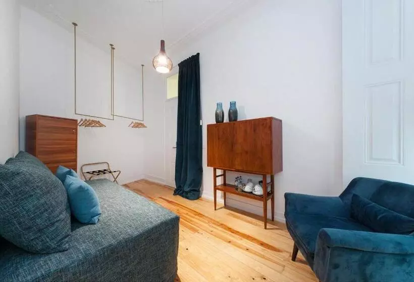 پانسیون Lisbon Cheese & Wine Suites