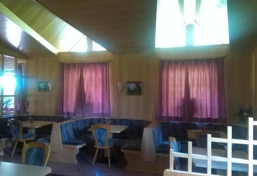 پانسیون Fn & Company