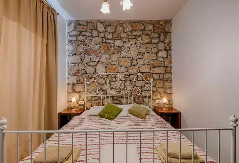 Salakos Villas