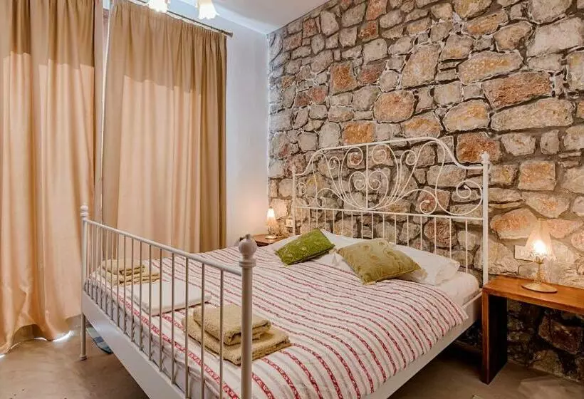 Salakos Villas