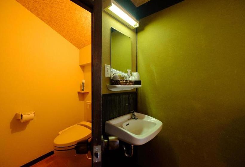 Yufuin Ryokan Tadaima