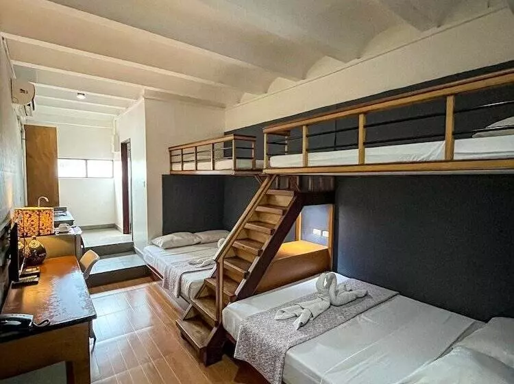 Amaris Bed & Breakfast