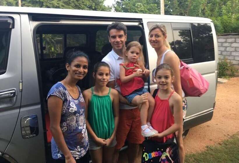 مبيت وإفطار Seasons Villa