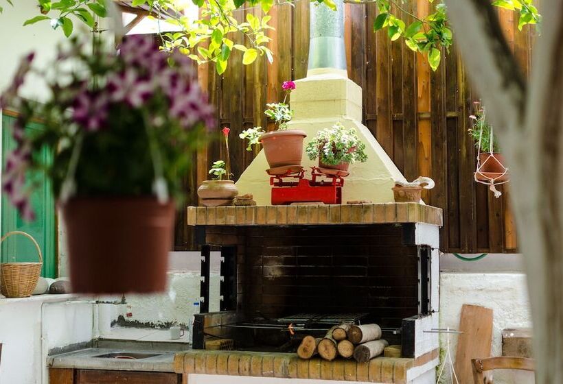 Happiness Apartments