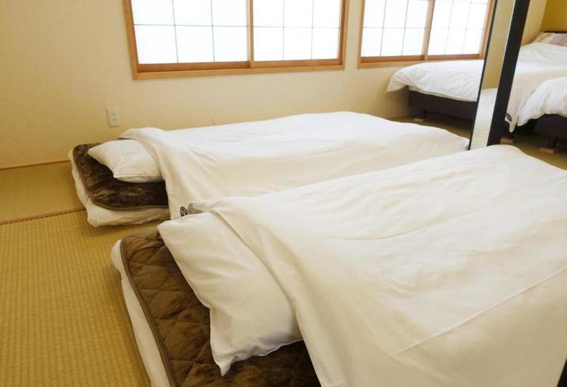 Higashiyama Megumian