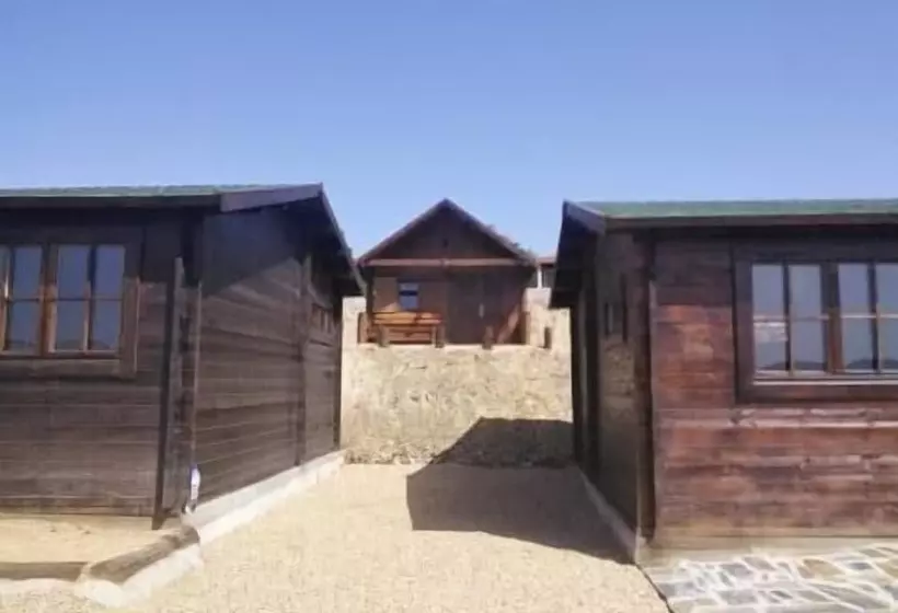 Hotelli Monte Do Azibo   Caravan Park