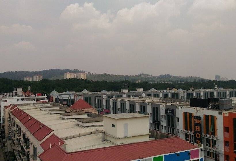 בית מלון כפרי Sri Puchong