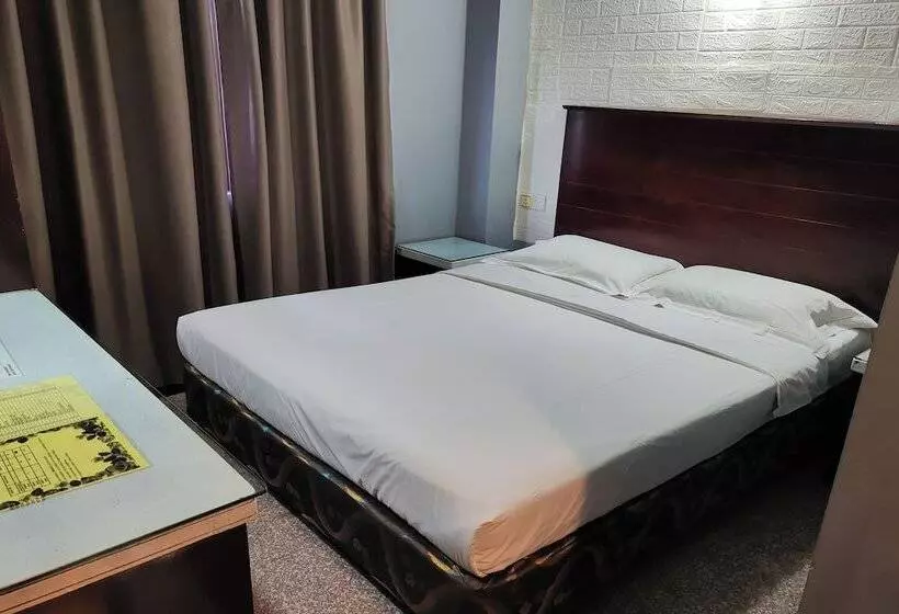 هتل Sri Puchong