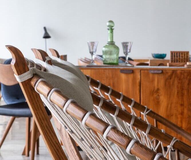 ホテル The Sandhya