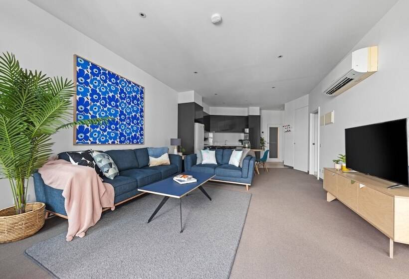 Nook Melbourne Bank Tower Apartments
