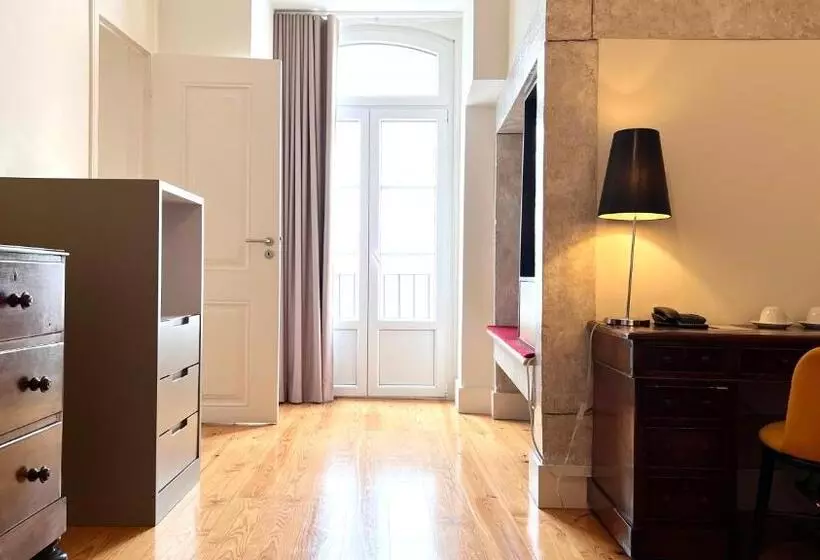 Pensão Tesouro Da Baixa By Shiadu