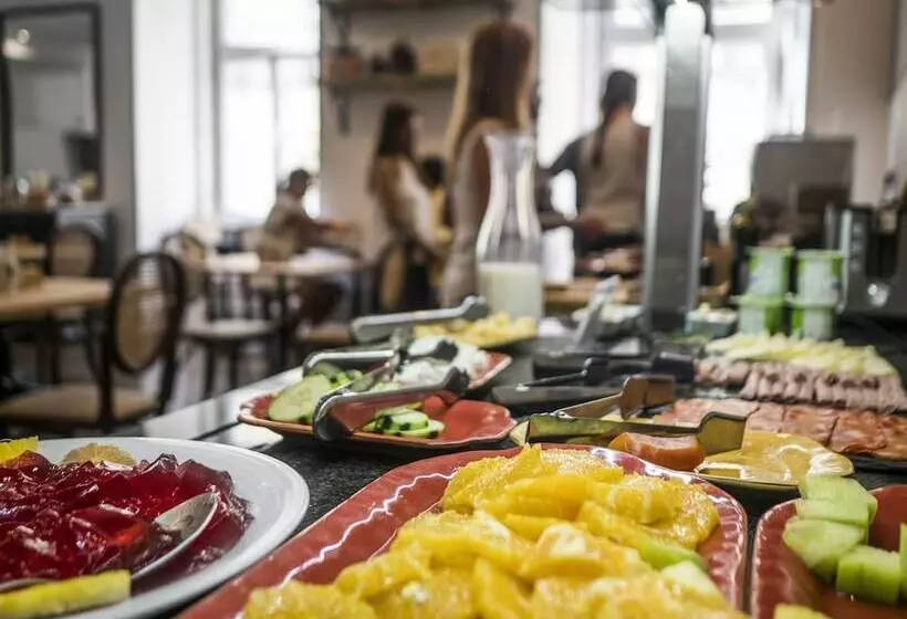 Pensão Tesouro Da Baixa By Shiadu