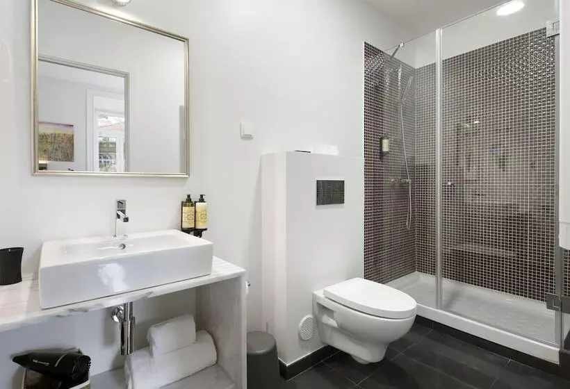 Pensão Tesouro Da Baixa By Shiadu