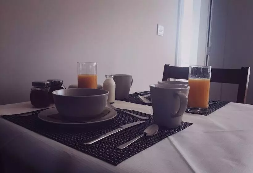 Pension The Red Cottage & Stables