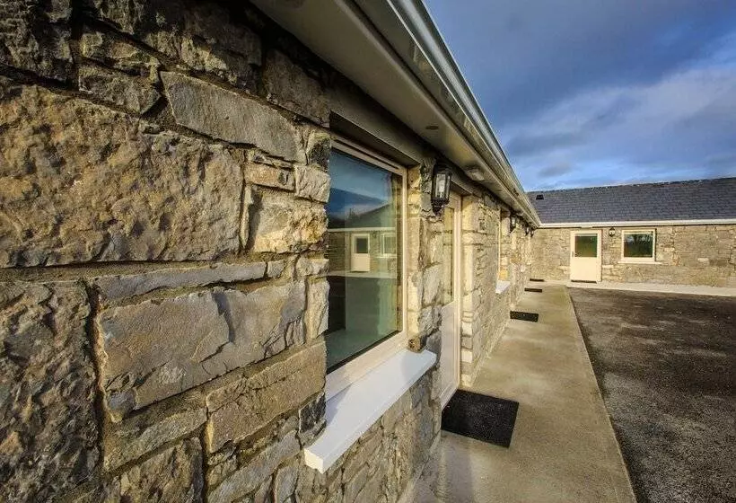 Pension The Red Cottage & Stables