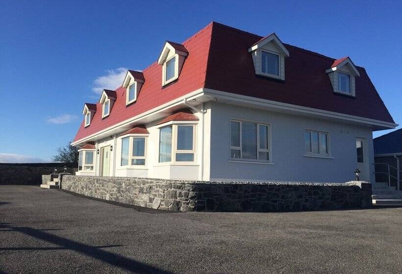 펜션 The Red Cottage & Stables