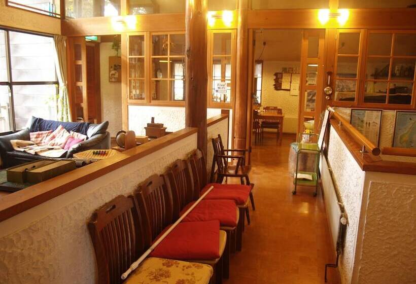 پانسیون Woody House Kazamidori