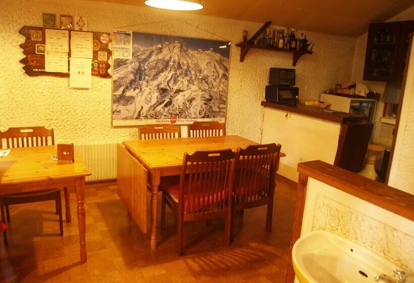 پانسیون Woody House Kazamidori