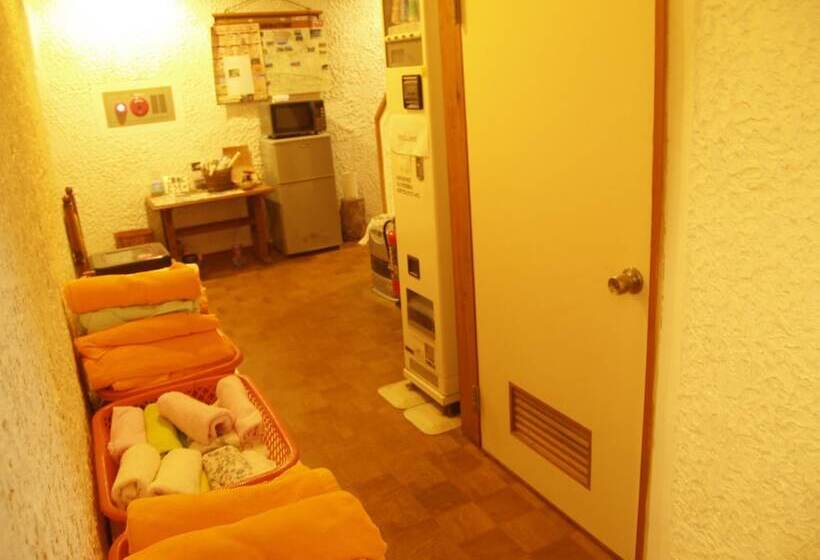 پانسیون Woody House Kazamidori