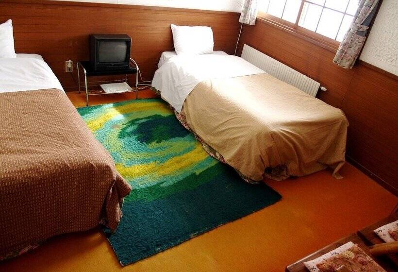 پانسیون Woody House Kazamidori