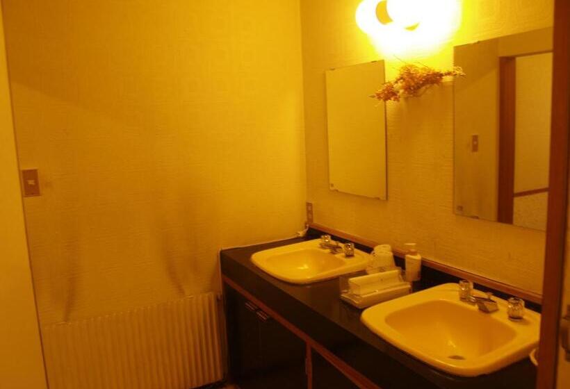 پانسیون Woody House Kazamidori