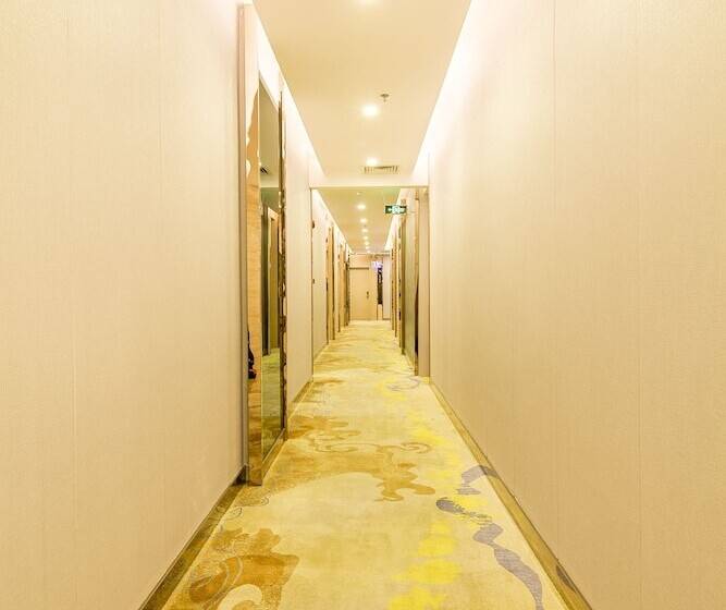 בית מלון כפרי Shenzhen Railway Station