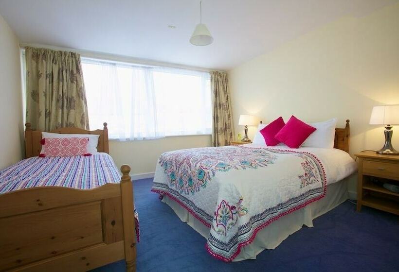 צימר Creeve House