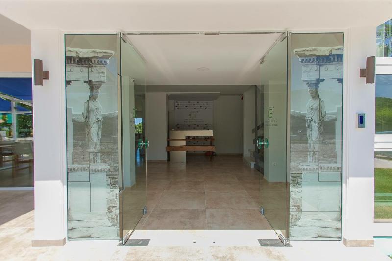 בית מלון כפרי 12 Olympian Gods