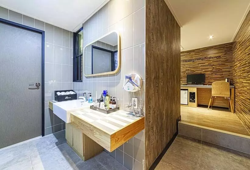 هتل Busan Station Popcorn