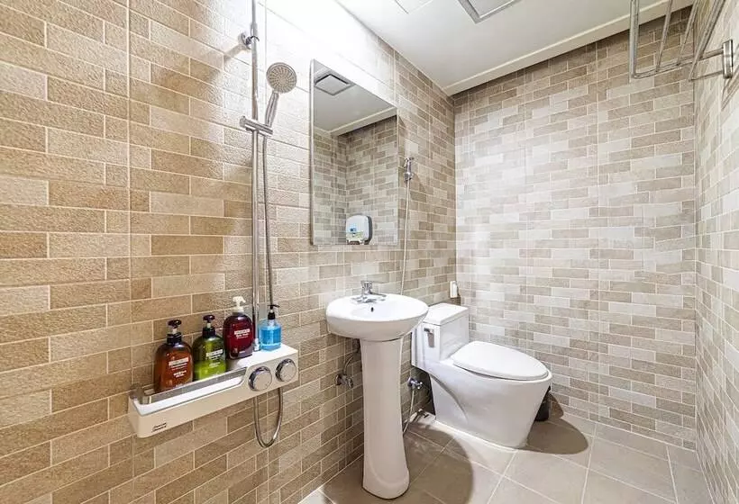 هتل Busan Station Popcorn