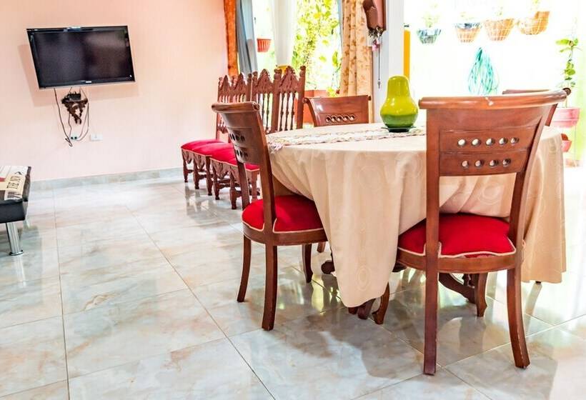 בית מלון כפרי Villa Deicer