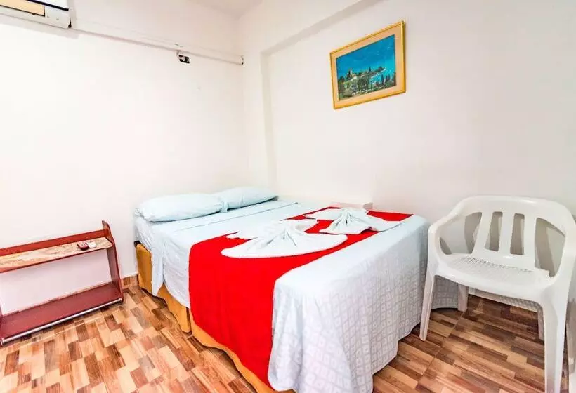 Hotelli Villa Deicer